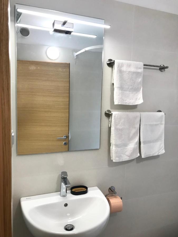 Guesthouse - Hotel California Novalja Εξωτερικό φωτογραφία