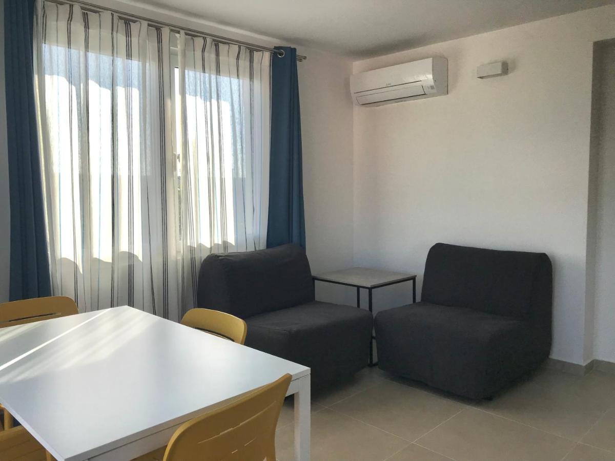 Guesthouse - Hotel California Novalja Εξωτερικό φωτογραφία