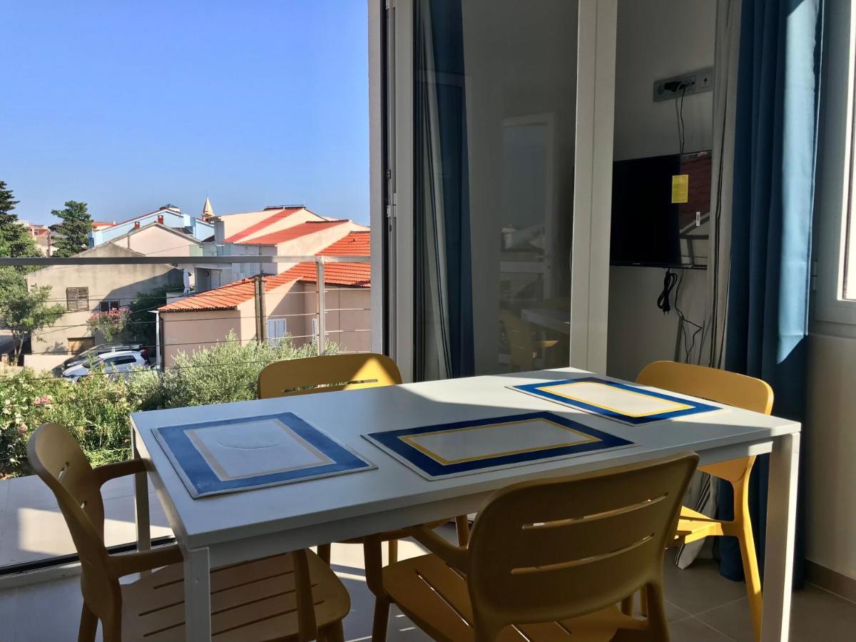 Guesthouse - Hotel California Novalja Εξωτερικό φωτογραφία