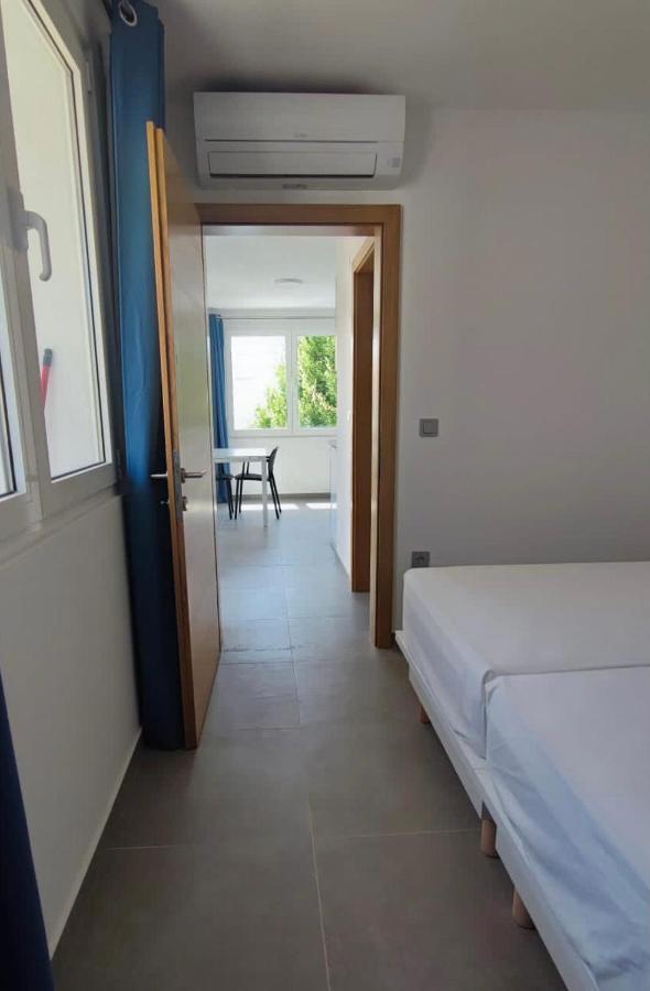 Guesthouse - Hotel California Novalja Εξωτερικό φωτογραφία
