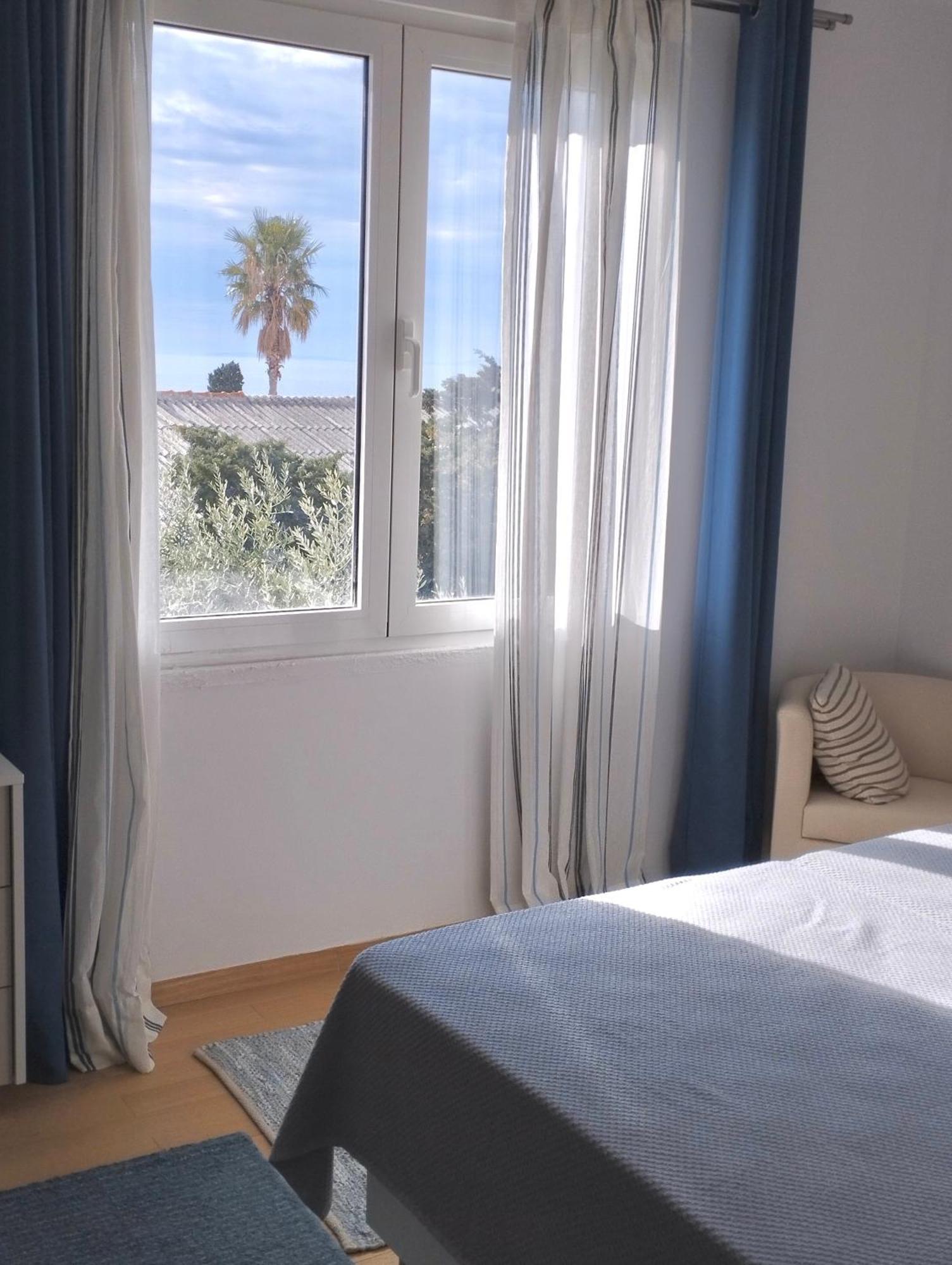 Guesthouse - Hotel California Novalja Εξωτερικό φωτογραφία